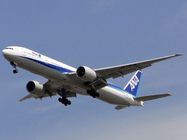 BOEING 777-300ER (JA787A)