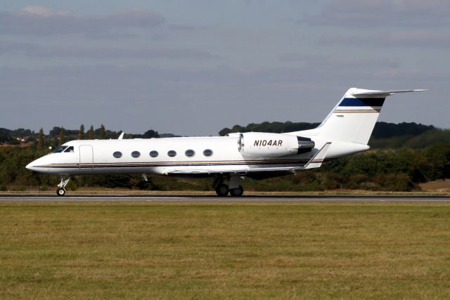 Gulfstream Aerospace Gulfstream IV (N104AR) - Departing for GMMX on 25-Sep-09.