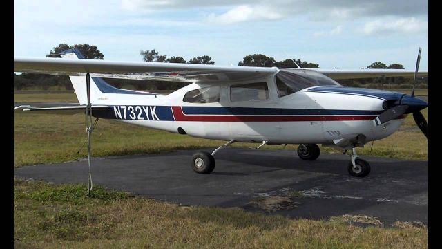 Cessna Centurion (N732YK)