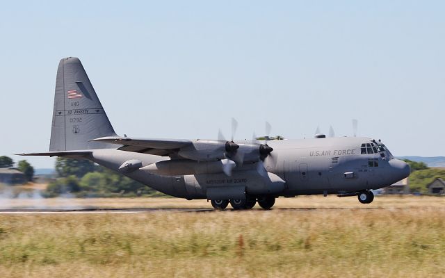 Lockheed C-130 Hercules (90-1792) - rch408 usaf missouri ang c-130h 90-1792 landing at shannon 3/7/18.