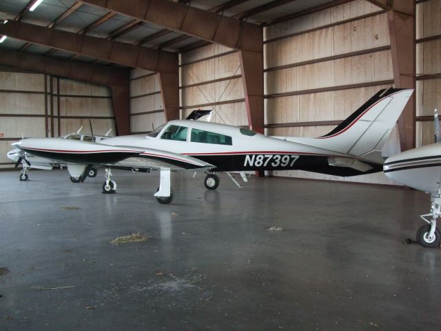 Cessna 310 (N87397)