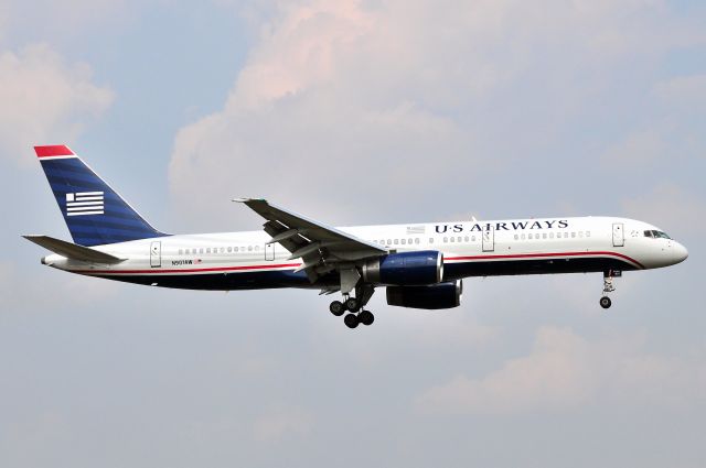 Boeing 757-200 (N901AW) - Seen at KDCA on 6/27/2010.      http://discussions.flightaware.com/profile.php?mode=viewprofile&u=269247