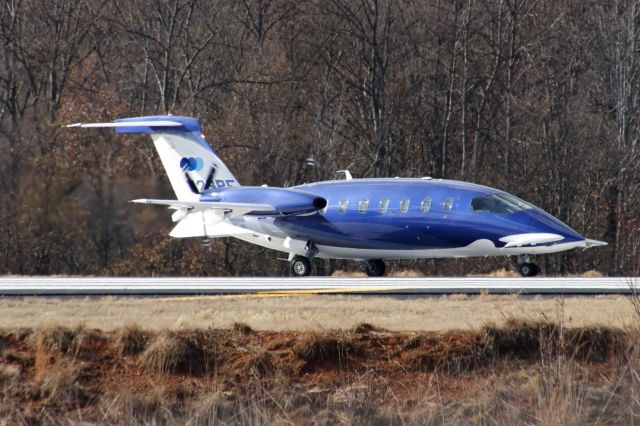 Piaggio P.180 Avanti (N23RF)