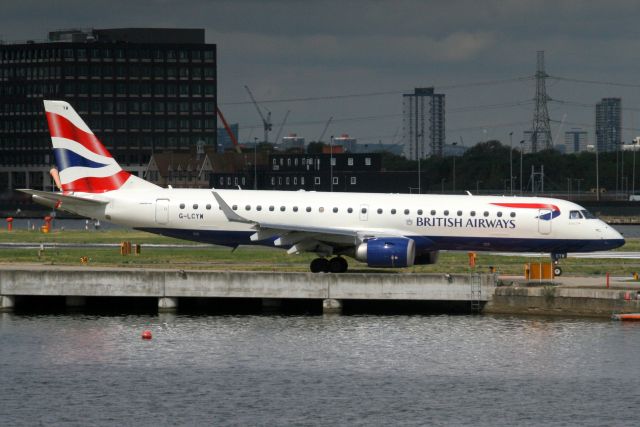 Embraer ERJ-190 (G-LCYW) - Lining up to depart rwy 27 on 21-Aug-18 operating flight CFE3279 to LIRQ.