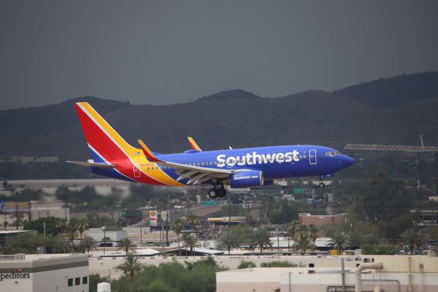 Boeing 737-700 (N448WN)