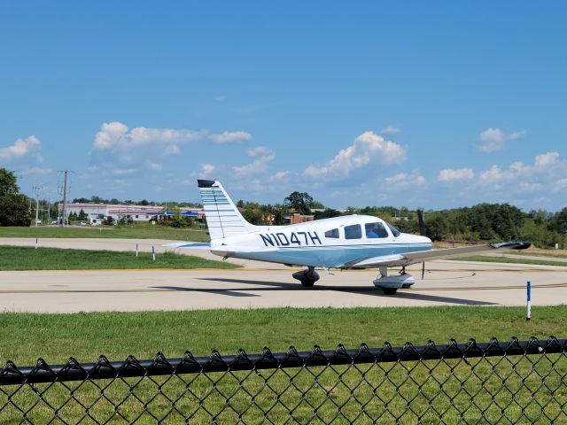 Piper Cherokee (N1047H)