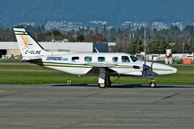 Piper Navajo (C-GLRE)