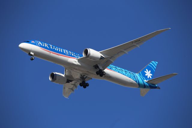 Boeing 787-9 Dreamliner (F-OVAA)