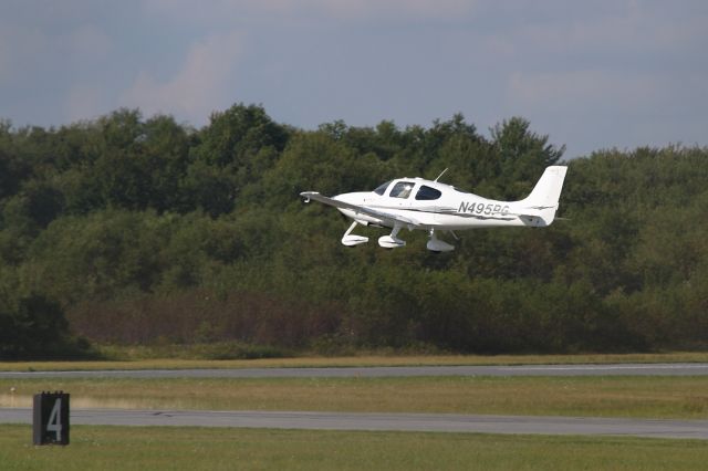 Cirrus SR-20 (N495PG)