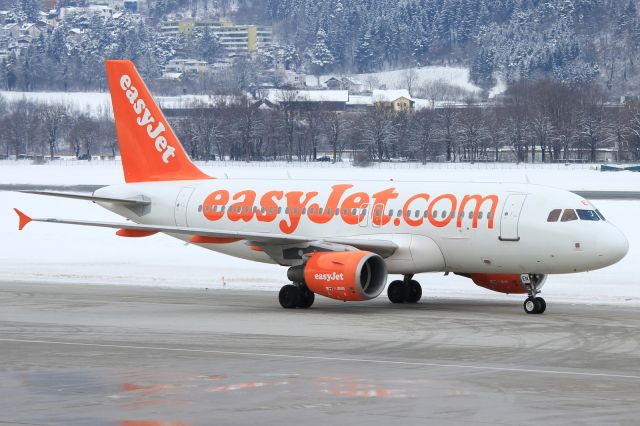 Airbus A319 (G-EZEN)