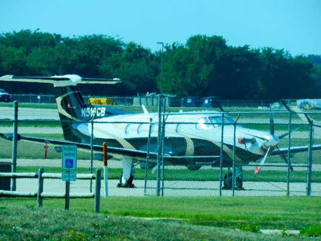 Pilatus PC-12 (N516CB)