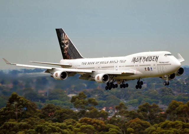 Boeing 747-400 (TF-AAK)