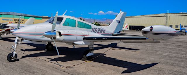 Cessna 310 (N69WB) - N69WB 1967 Cessna 310L s/n 310L-0199 - North Las Vegas Airport 2023 Aviation Open Housebr /North Las Vegas Airport  KVGTbr /Photo: TDelCorobr /June 3, 2023