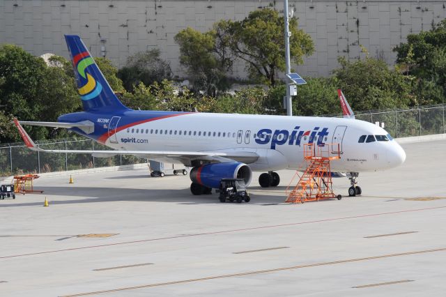 Airbus A320 (N639NK) - Spirit Airlines (NK) N639NK A320-232 [cn6487] br /Fort Lauderdale (FLL). Ramp parked awaiting the afternoon NK450 departure to Plattsburgh (PBJ), this aircraft is pictured wearing Spirit’s original white/blue livery which was replaced by a yellow 'Bare Fares' color scheme rolled out from Sep 2014.  br /Taken from Hibiscus/Terminal 1 car park roof level br /br /2018 12 25br /https://alphayankee.smugmug.com/Airlines-and-Airliners-Portfolio/Airlines/AmericasAirlines/Spirit-Airlines-NK/