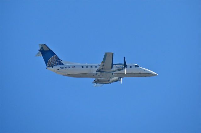 Embraer EMB-120 Brasilia (N294SW)