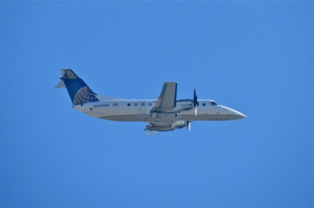 Embraer EMB-120 Brasilia (N294SW)