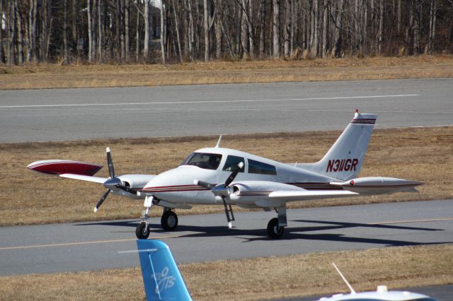 Cessna 310 (N311GR)