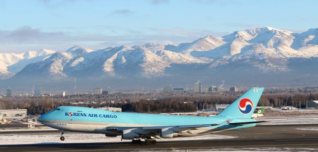 Boeing 747-400 (HL7437)