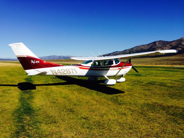 Cessna Skylane (N42871)