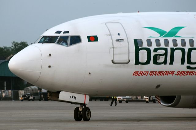 Boeing 737-800 (S2-AFM)