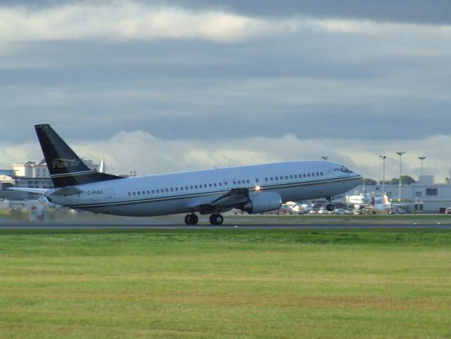 BOEING 737-400 (C-FLEJ)