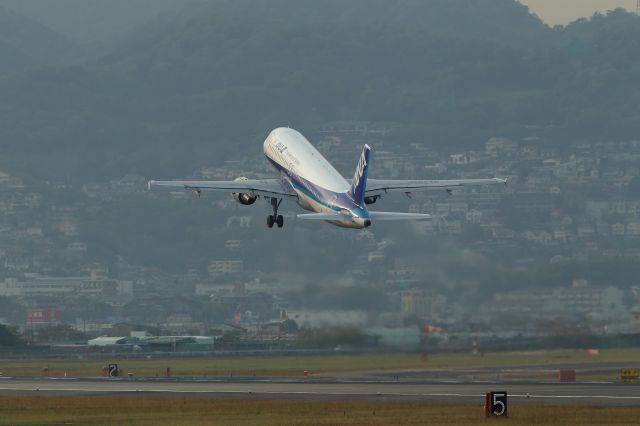 Airbus A320 (JA8946)