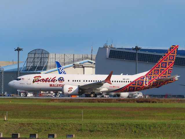 Boeing 737 MAX 8 (9M-LRC) - Photo taken on Nov 13, 2023.br /OB873/13 NRT-KUL