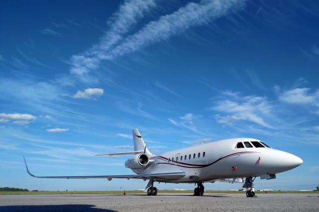 Dassault Falcon 2000 (N48FB)