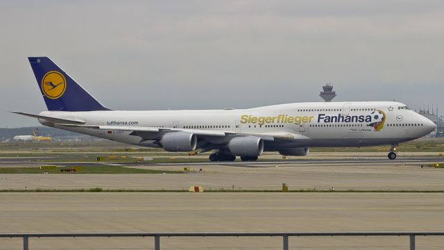 BOEING 747-8 (D-ABYI)