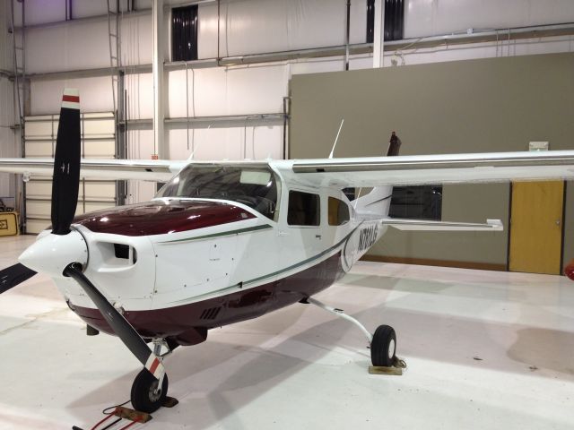 Cessna Centurion (N761LG) - Alpine Hangar Group, KAPA, Centennial, CO