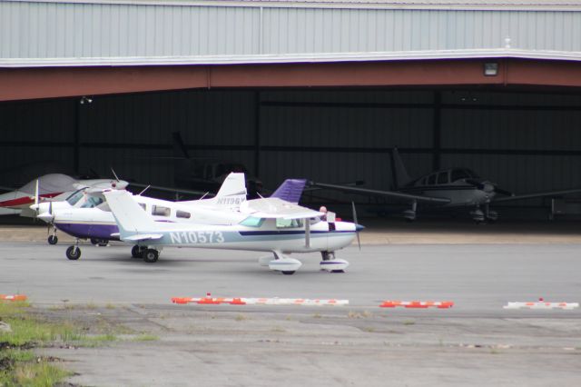 Cessna Commuter (N10573)