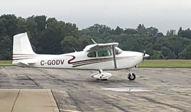 Cessna Skylane (C-GODV) - Taken on 9-10-2018