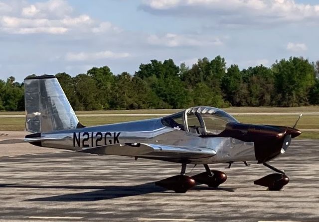 Vans RV-12 (N212GK)