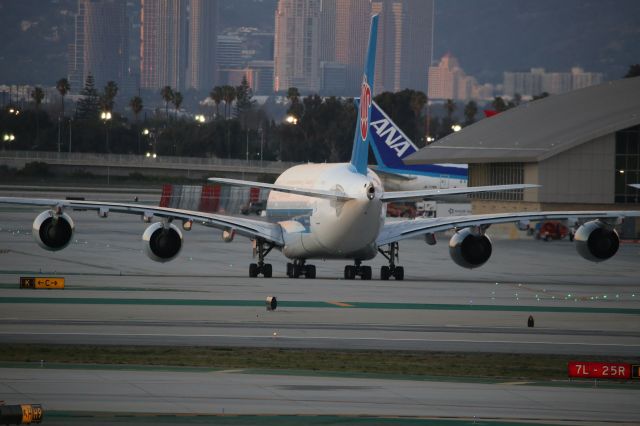 Airbus A380-800 (B-6139)