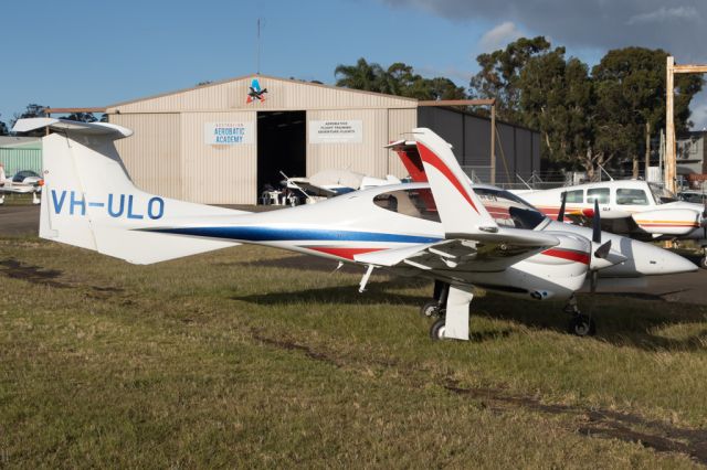 Diamond Twin Star (VH-ULO)