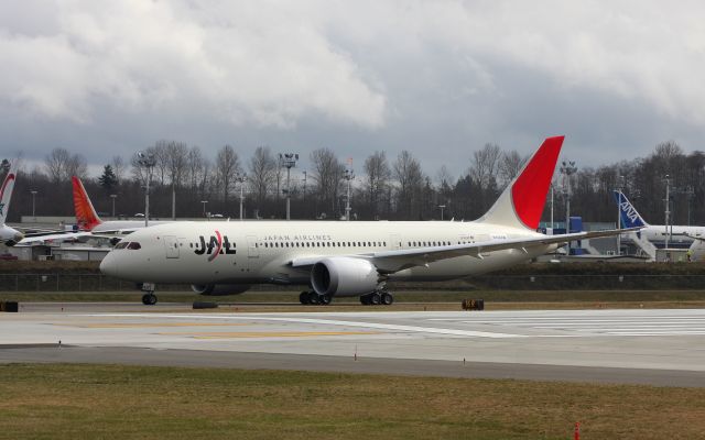 Boeing 787-9 Dreamliner (N1003W) - JAL 787 at Paine Field