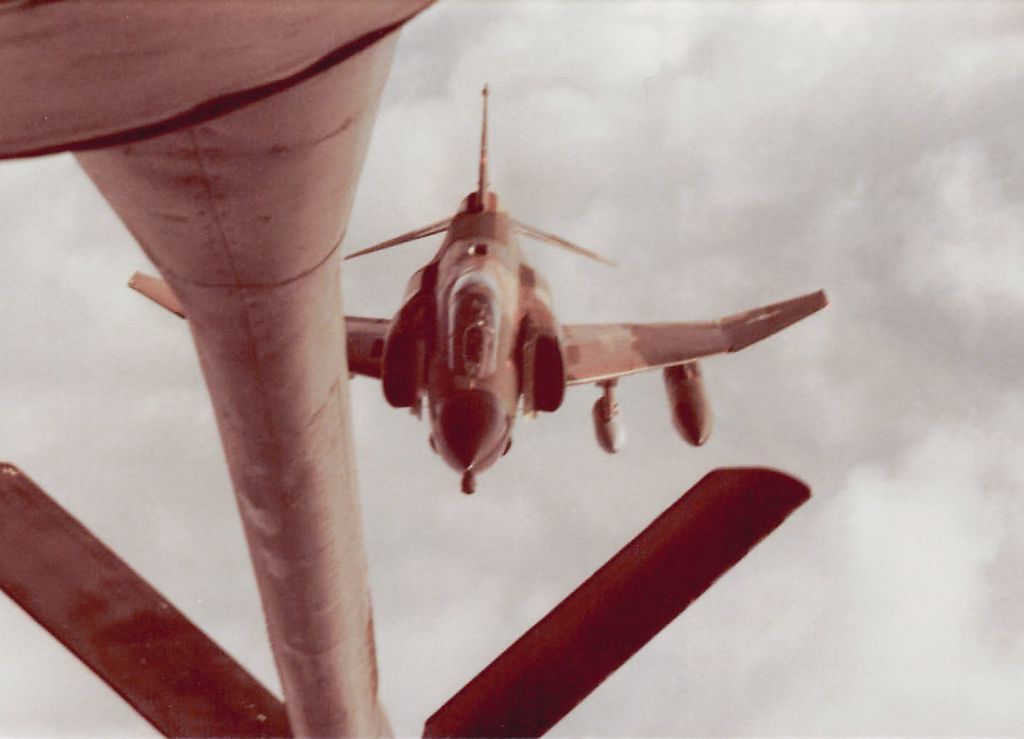 McDonnell Douglas F-4 Phantom 2 — - F-4 Refuel over the Atlantic