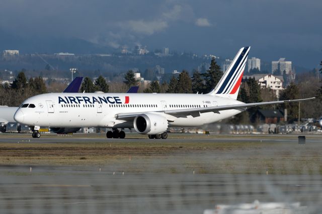 Boeing 787-9 Dreamliner (F-HRBG)
