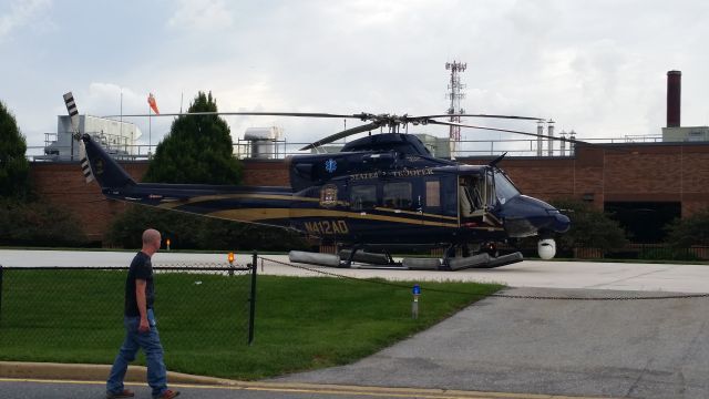 Bell 412 (N412AD)