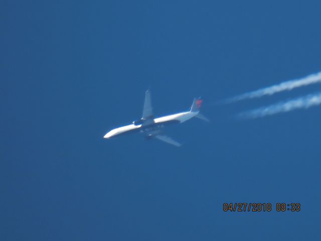 Boeing 737-900 (N852DN)