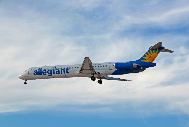 McDonnell Douglas MD-83 (N884GA) - Allegiant Airlines, N884GA, McDonnell Douglas MD-83, msn 49401, Photo by John A. Miller, a rel=nofollow href=http://www.PhotoEnrichments.comwww.PhotoEnrichments.com/a