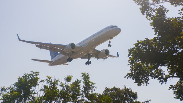 Boeing 757-200 (N58101)