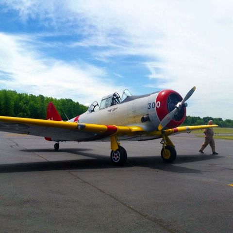 North American T-6 Texan (N224X)