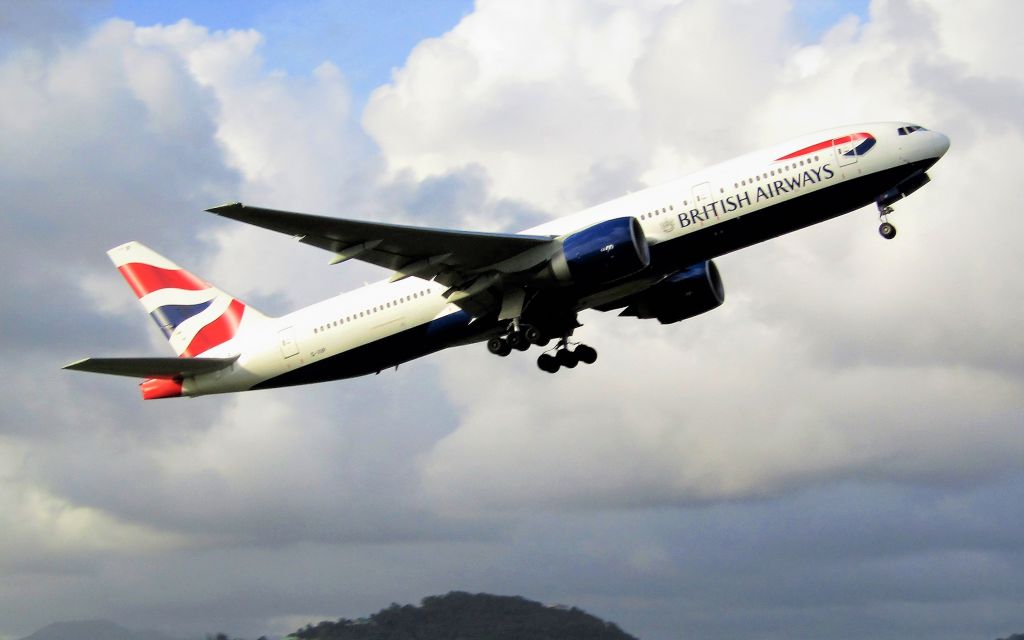Boeing 777-200 (G-VIIP)