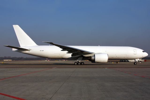 Boeing 777-200 (A6-DDF)