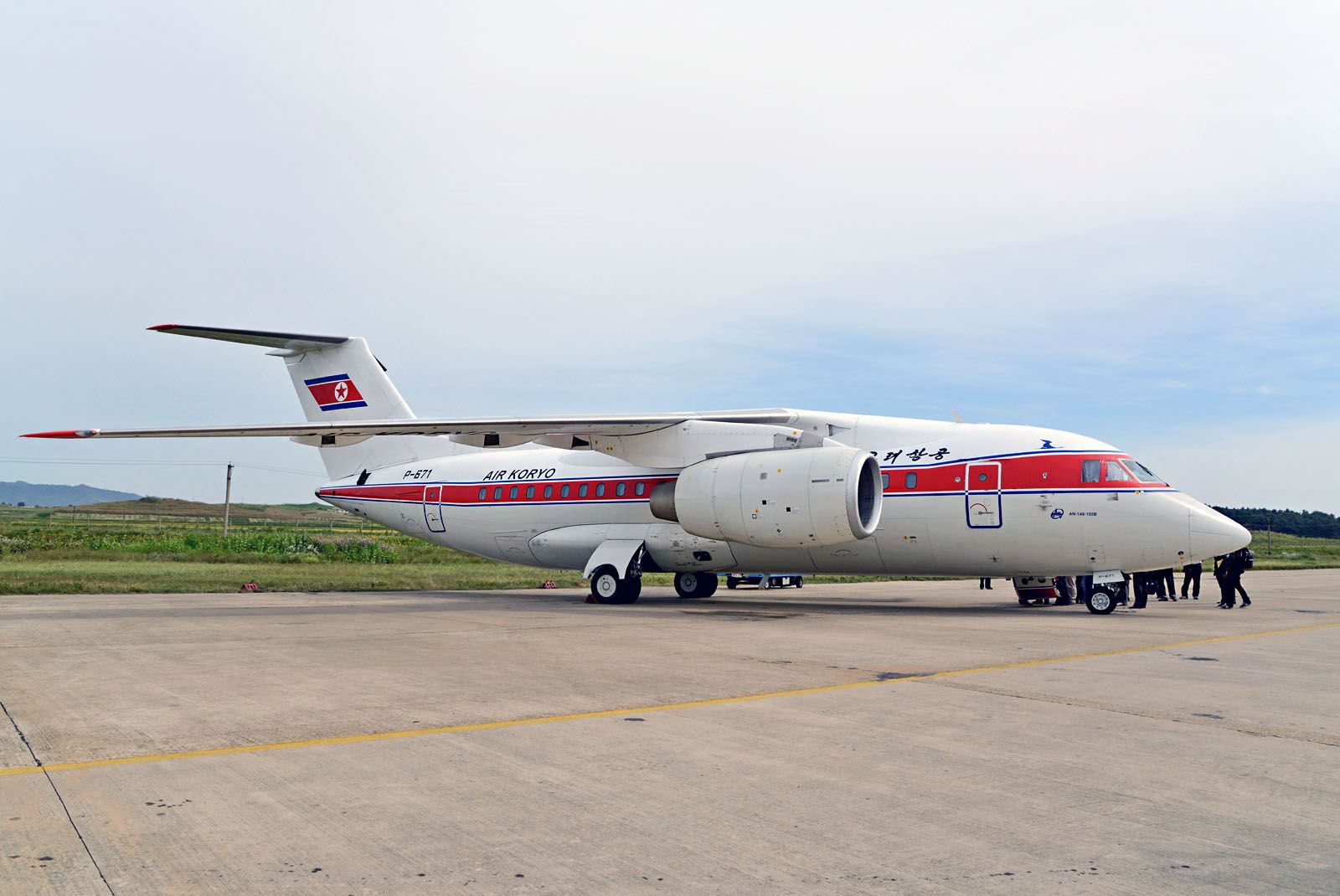 Antonov An-148 (P-671)