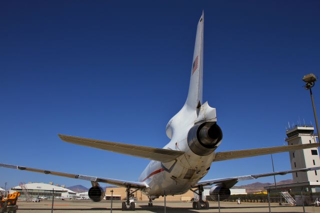 Lockheed L-1011 TriStar (N140SC)