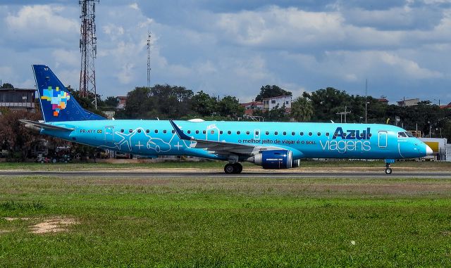 Embraer ERJ-190 (PR-AYY)