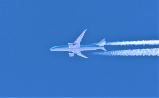 Boeing 787-8 (PH-BHE) - PH-BHE Boeing 787-9 KLM Royal Dutch Airlines de Amsterdam AMS vers Mexico City MEX Altitude 10971 Mètres Vitesse 885 Km/H survolant la ville de Lavaltrie QC. le 14-04-2023 à 15:21