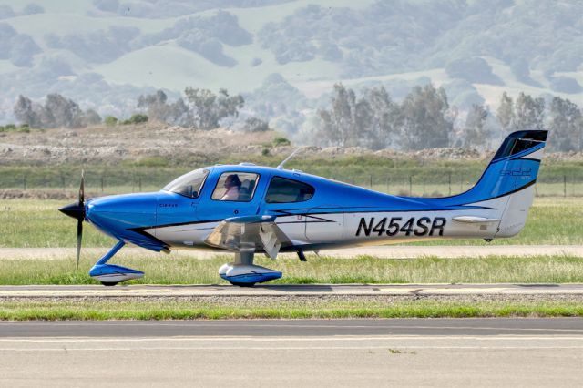 Cirrus SR-22 (N454SR) - Cirrus SR22 at Livermore Municipal Airport (CA). April 2021